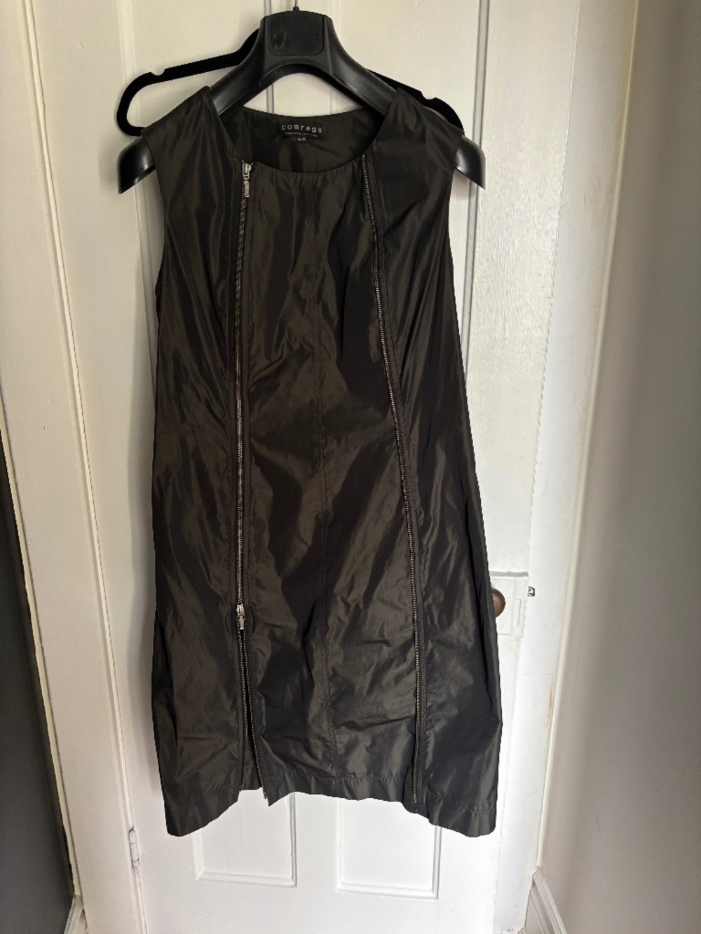 Comrags suite: dress and jacket - Picture 16 of 16